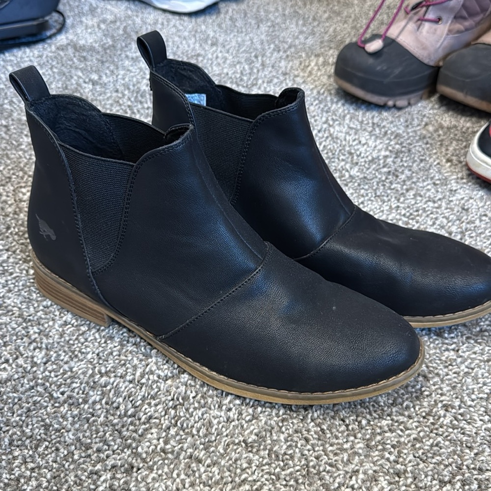 Rocketdog ankle booties